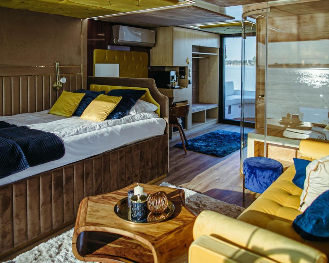 Hausboot Mit Traumlage In Luebeck-Travemuende Hotel Bagian luar foto